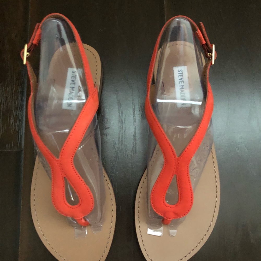Sandals - Picture 2 of 9
